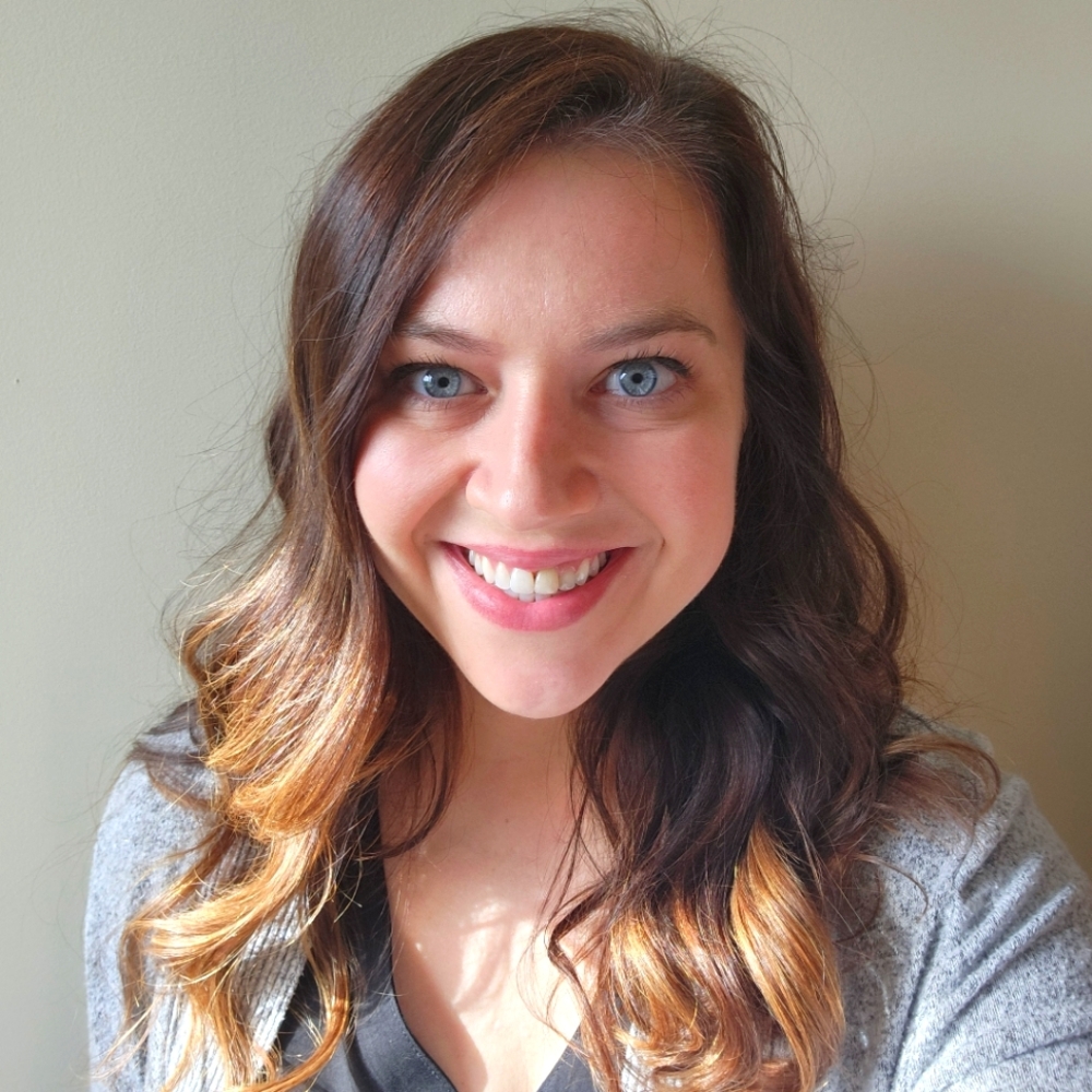Meet your Posher, Becca!